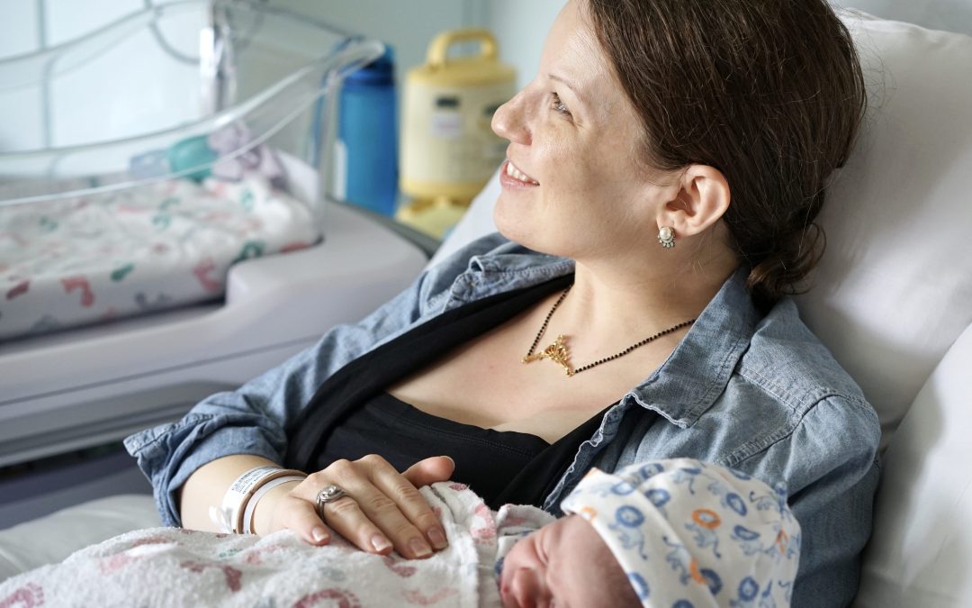 ‘Unmasked’: Hospital Helps Deaf Mom Read Lips During Childbirth