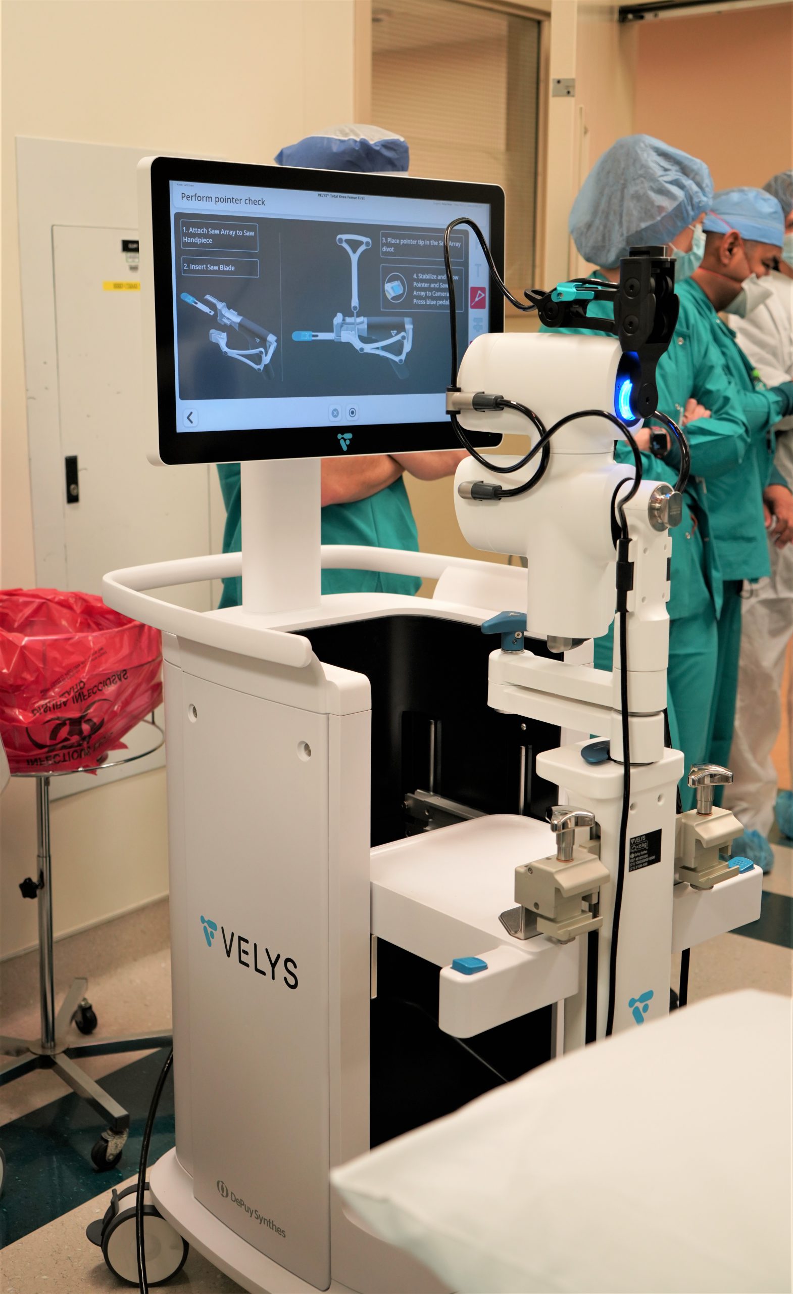 The VELYS® Robotic-Assisted Solution robot sits in an operating suite at Sutter's Novato Community Hospital.