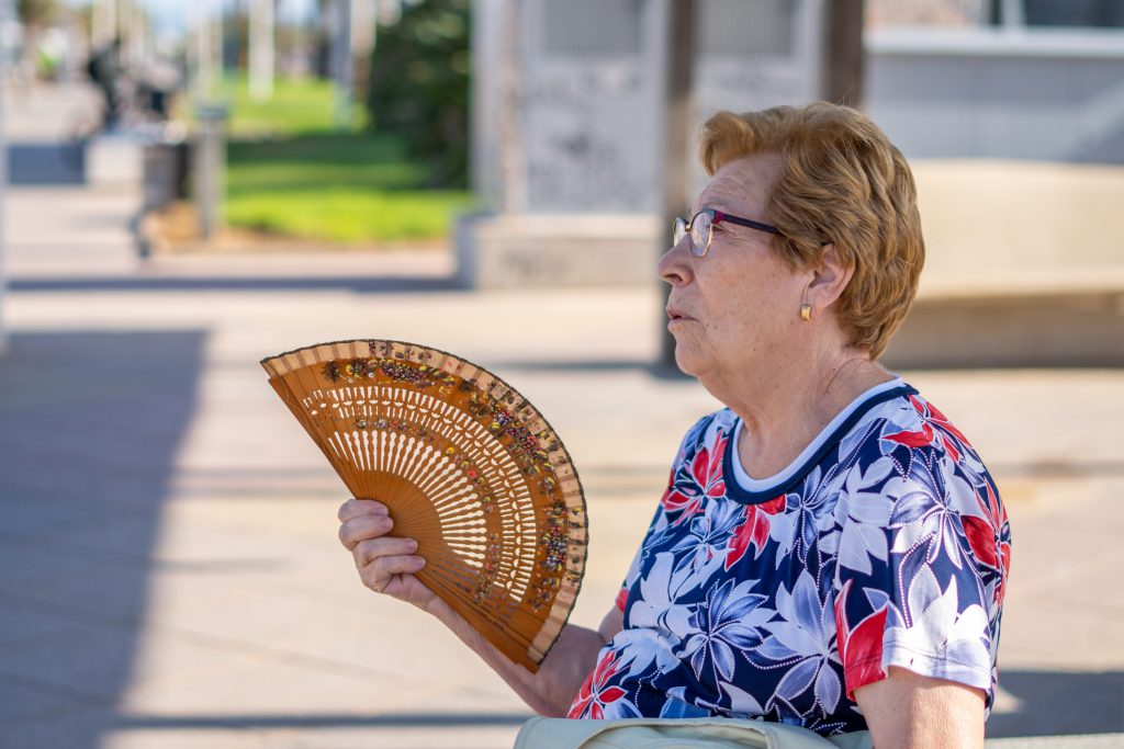 Docs Offer Safety Tips Amid Scorching Summer Temps 