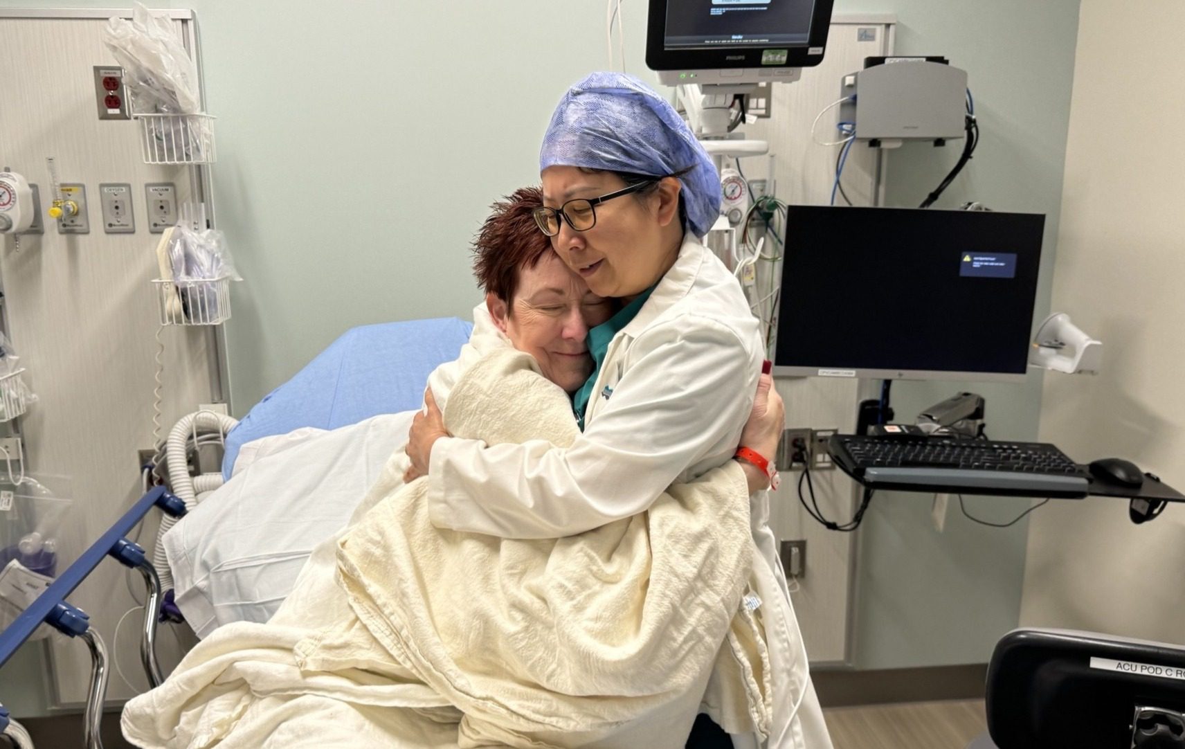 Patient Allison Villegas embraces Dr. Mimi Lin before undergoing surgery for a gastric stimulator implant at California Pacific Medical Center’s Van Ness campus.