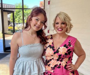 Amy Reeve and her daughter Paislee