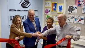 Dignitaries cut the ribbon for Boys & Girls Clubs of Oakland Free Dental Clinic
