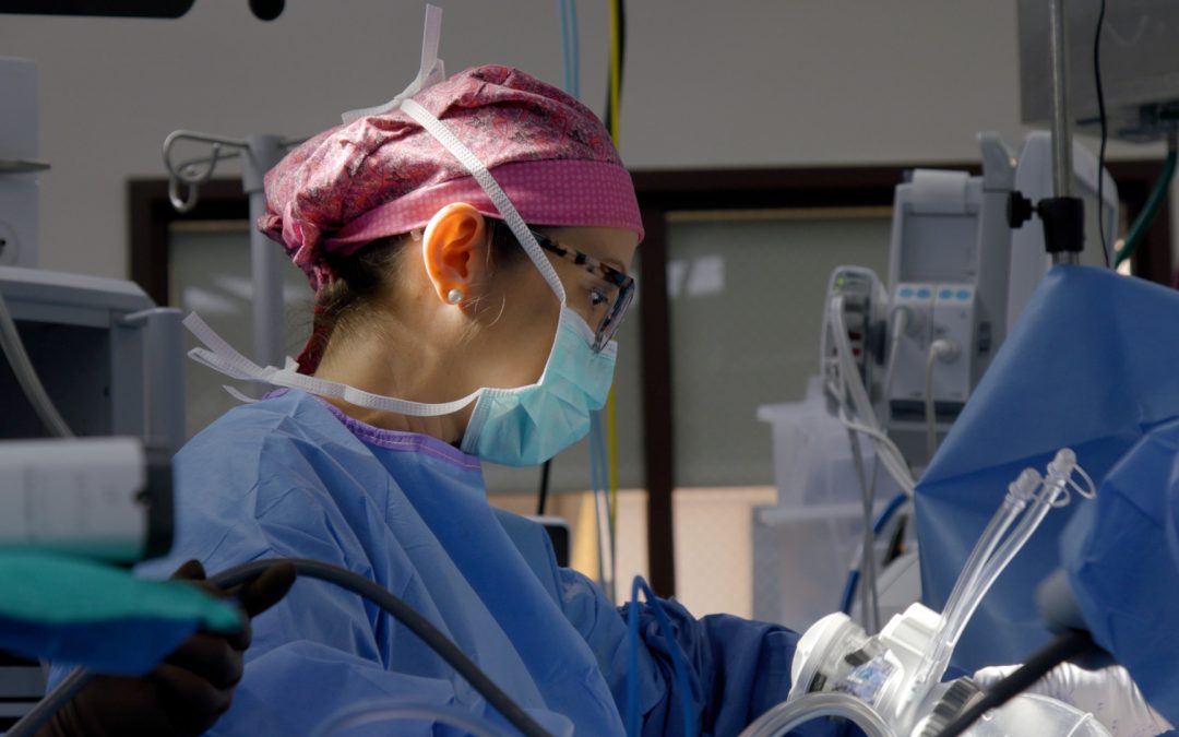 Among the First in the U.S., Sutter Health Performs Robotic Single-Port  Nipple-Sparing Mastectomy
